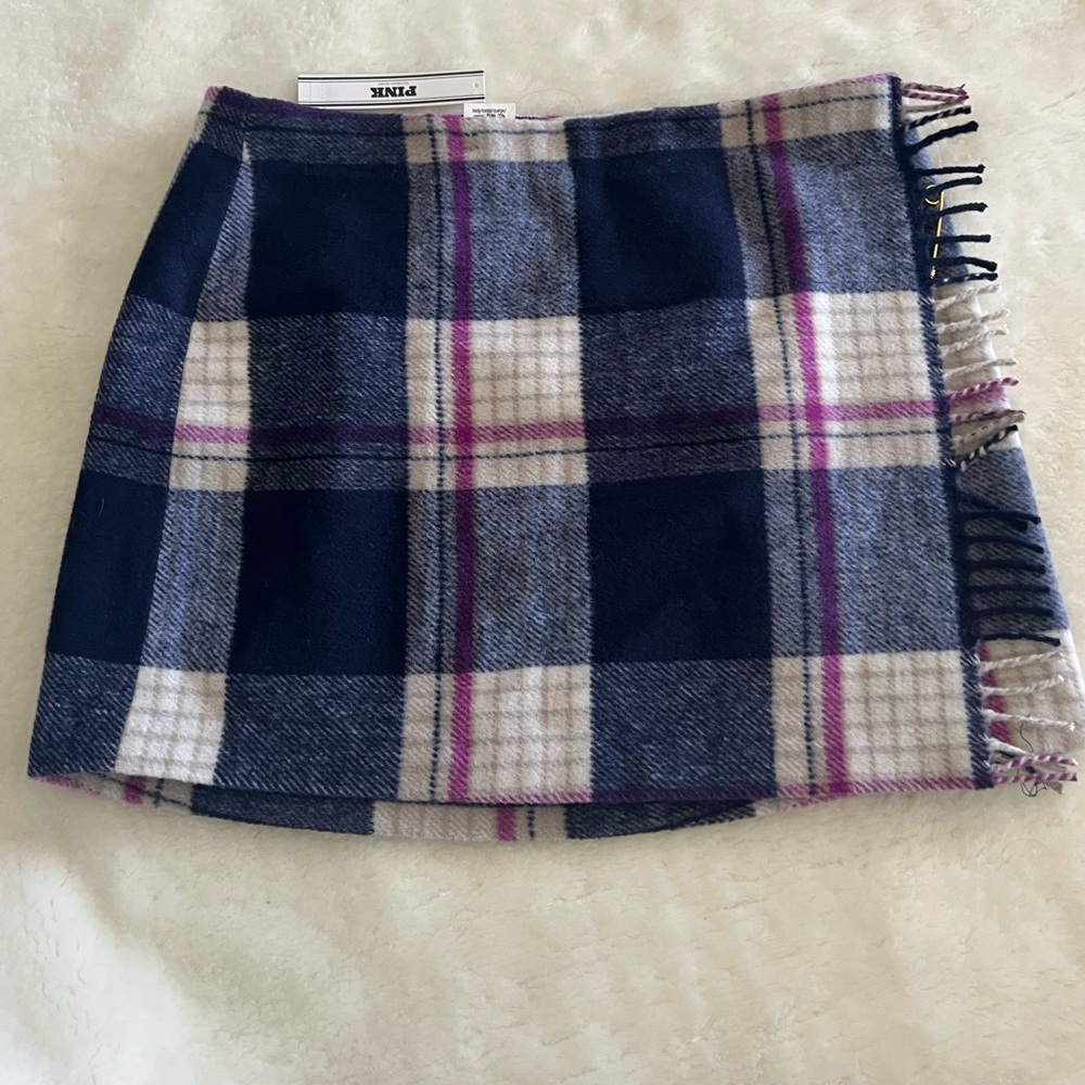 PINK Victoria's Secret Navy Plaid Mini Skirt with Pink Accents